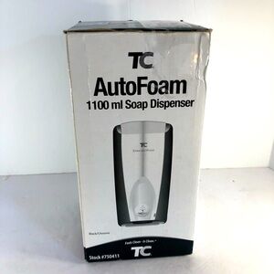 Rubbermaid Commercial RCP750411 1100 ml Touch-Free Dispenser - Black/Chrome New